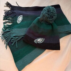 Philadelphia Eagles Football Erin Andrews WEAR Brand Scarf & Hat Set